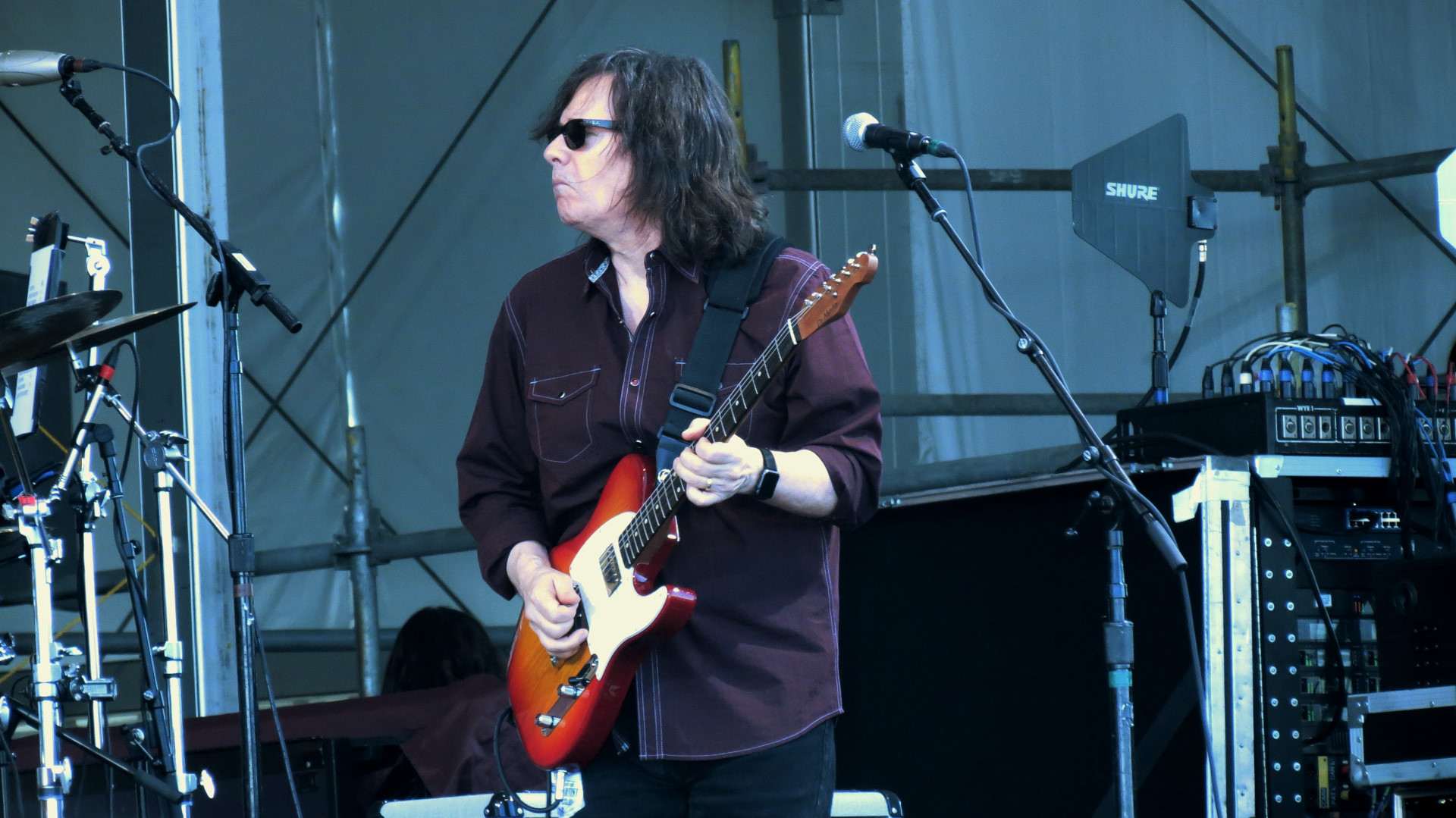 Michael McDonald's guitarist