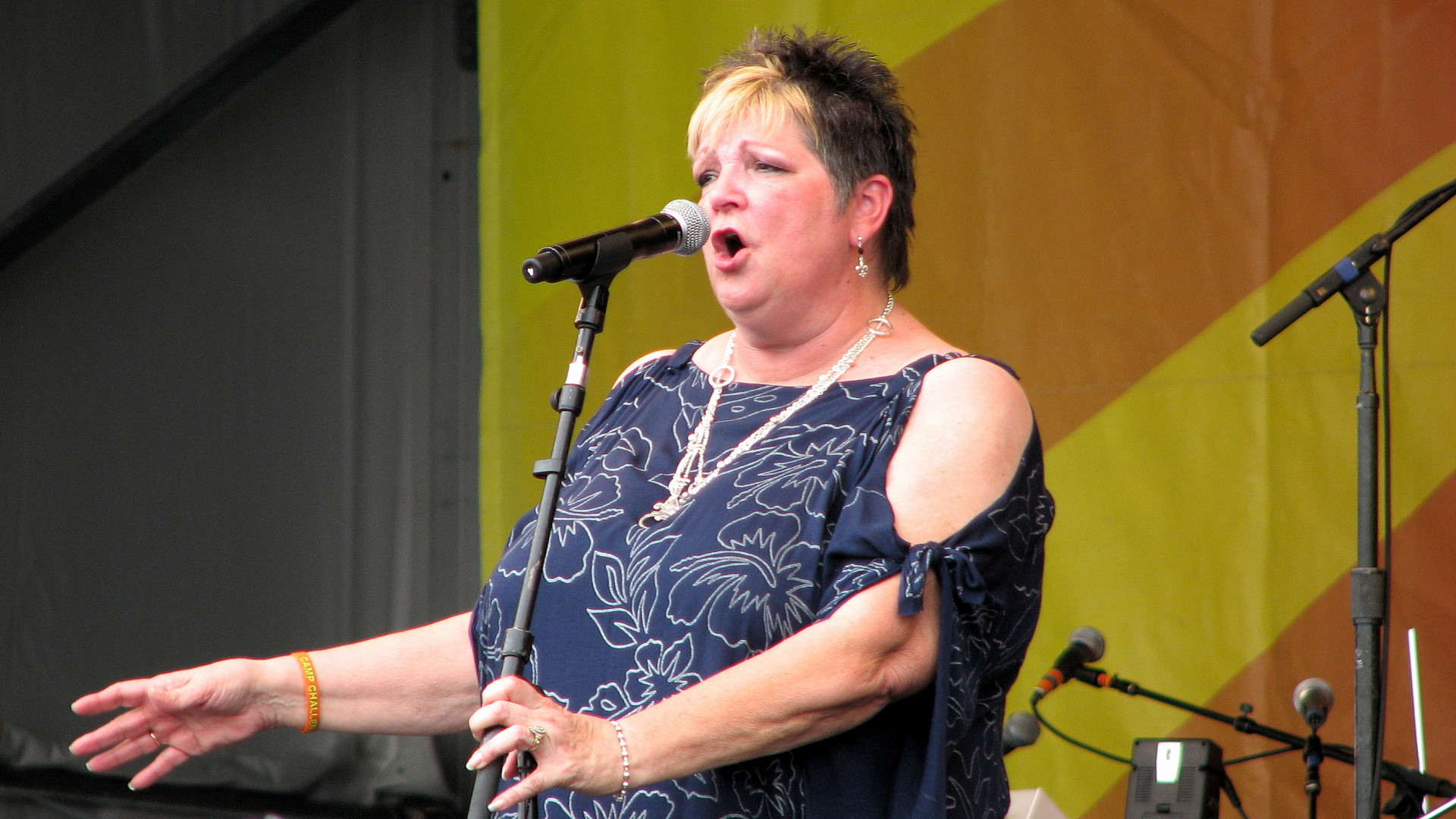 Wiseguys vocalist Kathy Savoie