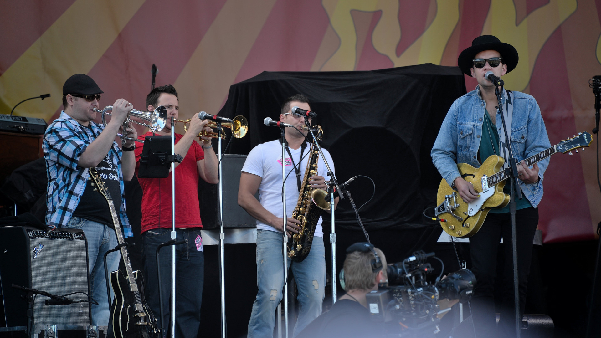 Marc Broussard's horn section